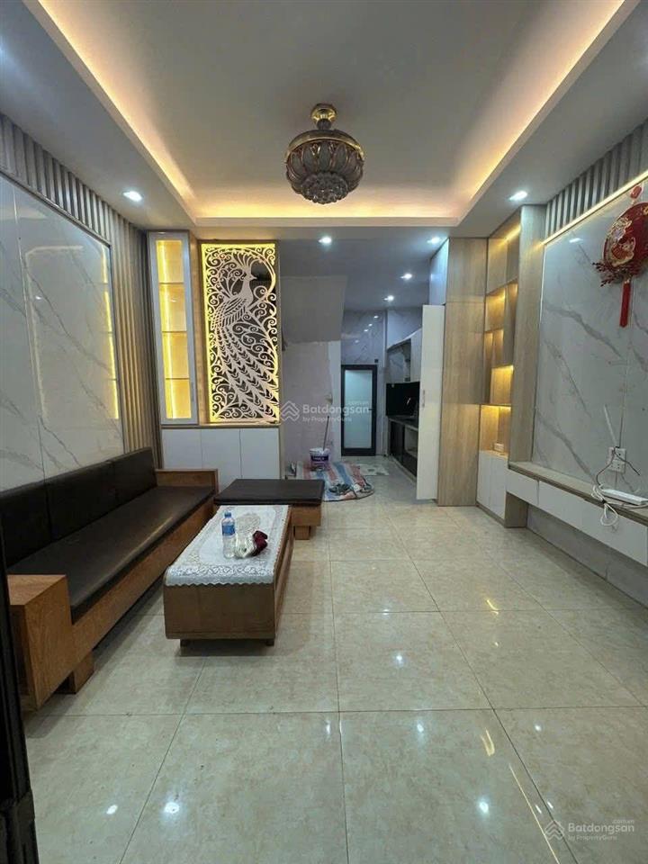 Bán nhà dân xây ngọc thụy chỉ hơn 7 tỉ, 5 tầng kiên cố, 10m ra ô tô, tiện ích bạt ngàn.