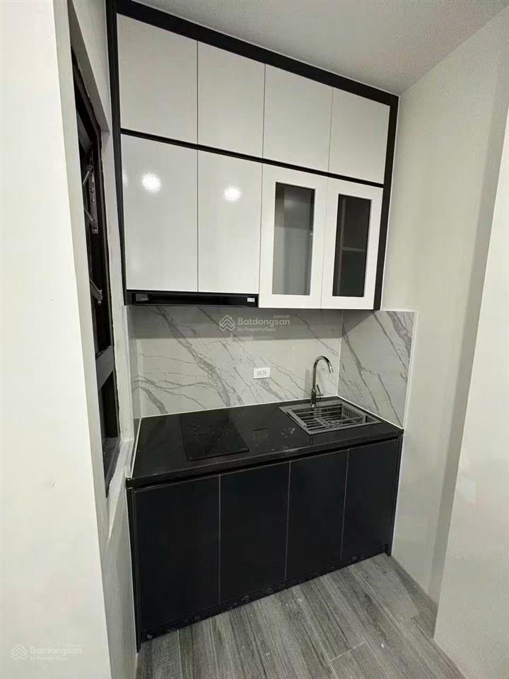 Căn hộ khép kín tư đình  bát khối  cổ linh chỉ 4.5tr. full đồ, máy giặt sấy riêng.