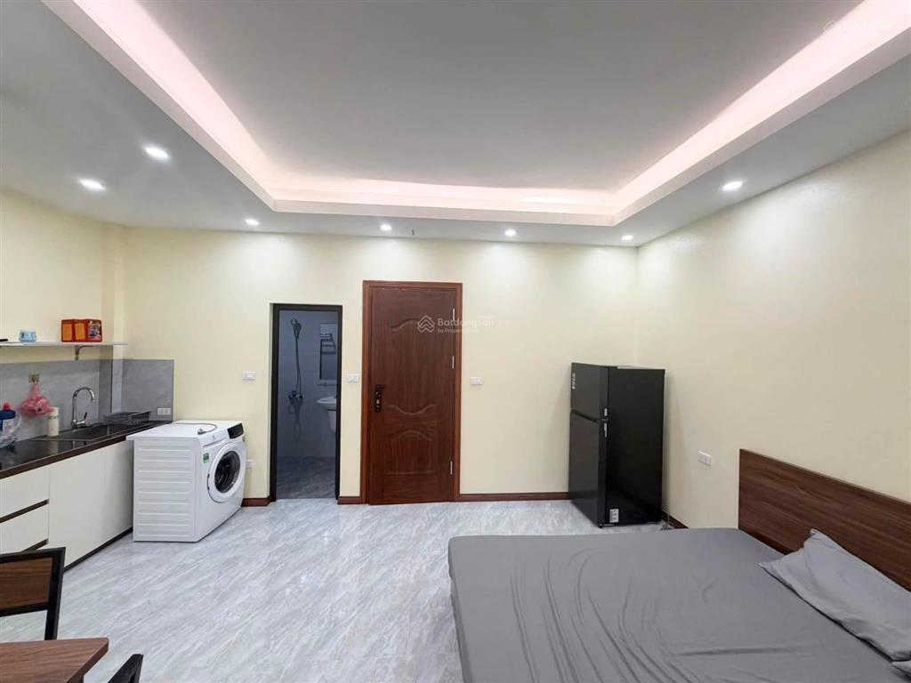 Cho thuê căn hộ hồng tiến  ái mộ  long biên chỉ 5tr, full đồ, thoáng sáng, vị trí trung tâm