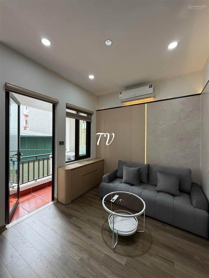 Căn hộ ngọc thụy  long biên chỉ 6.7tr, full đồ, ban công thoáng sáng, ô tô đỗ cửa