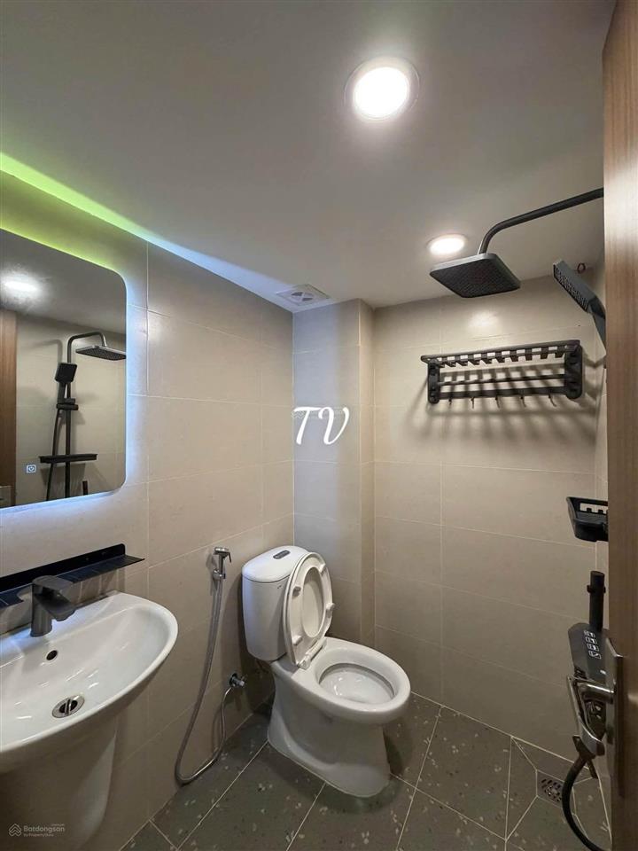 Căn hộ ngọc thụy 2 ngủ chỉ 6.7tr, full đồ, ô tô đỗ cửa, vị trí trung tâm
