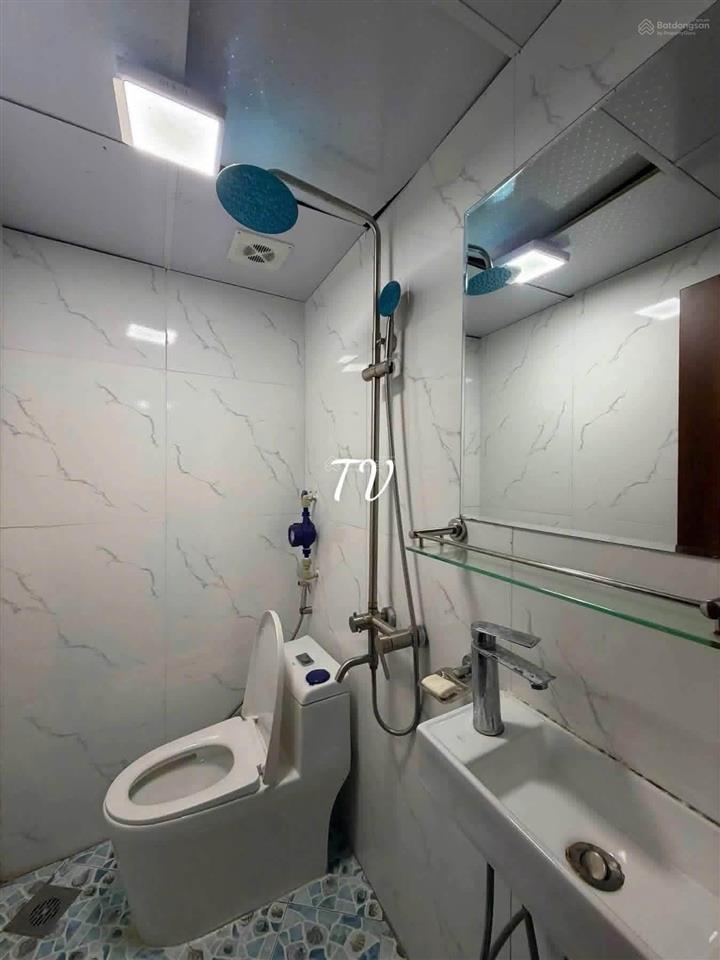 Căn hộ dv nguyễn văn cừ 4.6tr, gần cầu chương dương, full đồ, khép kín