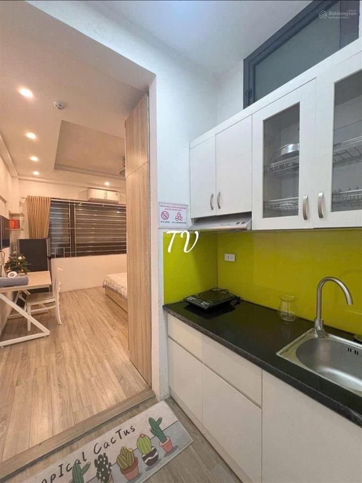 Căn hộ khép kín hoa lâm  việt hưng chỉ 4.5tr, thang máy, miễn phí dv