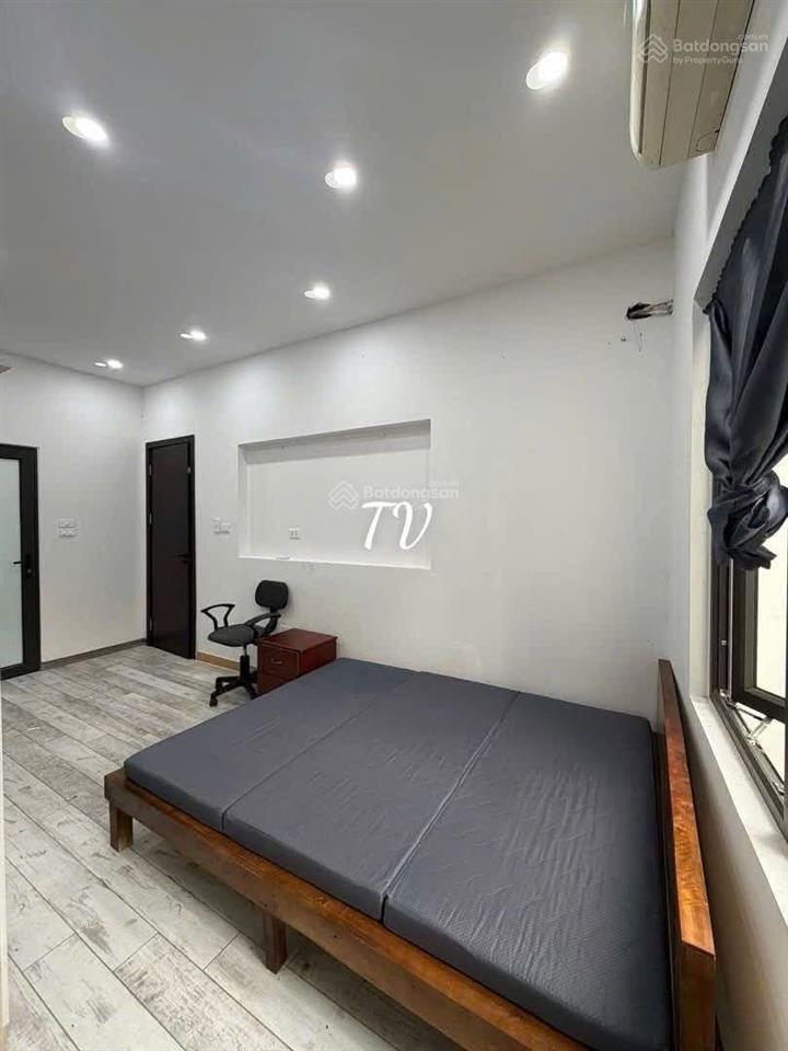 Căn studio bồ đề chỉ 4tr, full đồ, gần hồ nên cực thoáng mát