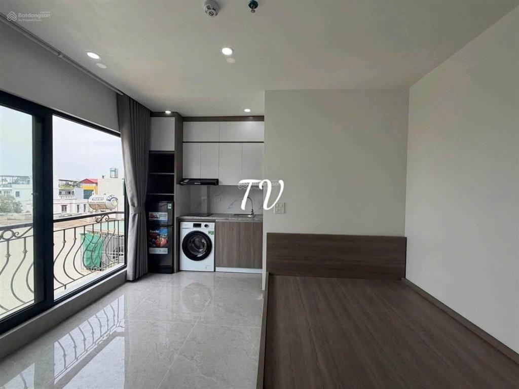 Căn hộ đàm quang trung  cổ linh 5.2tr, full đồ, ban công thoáng, đối diện aeon
