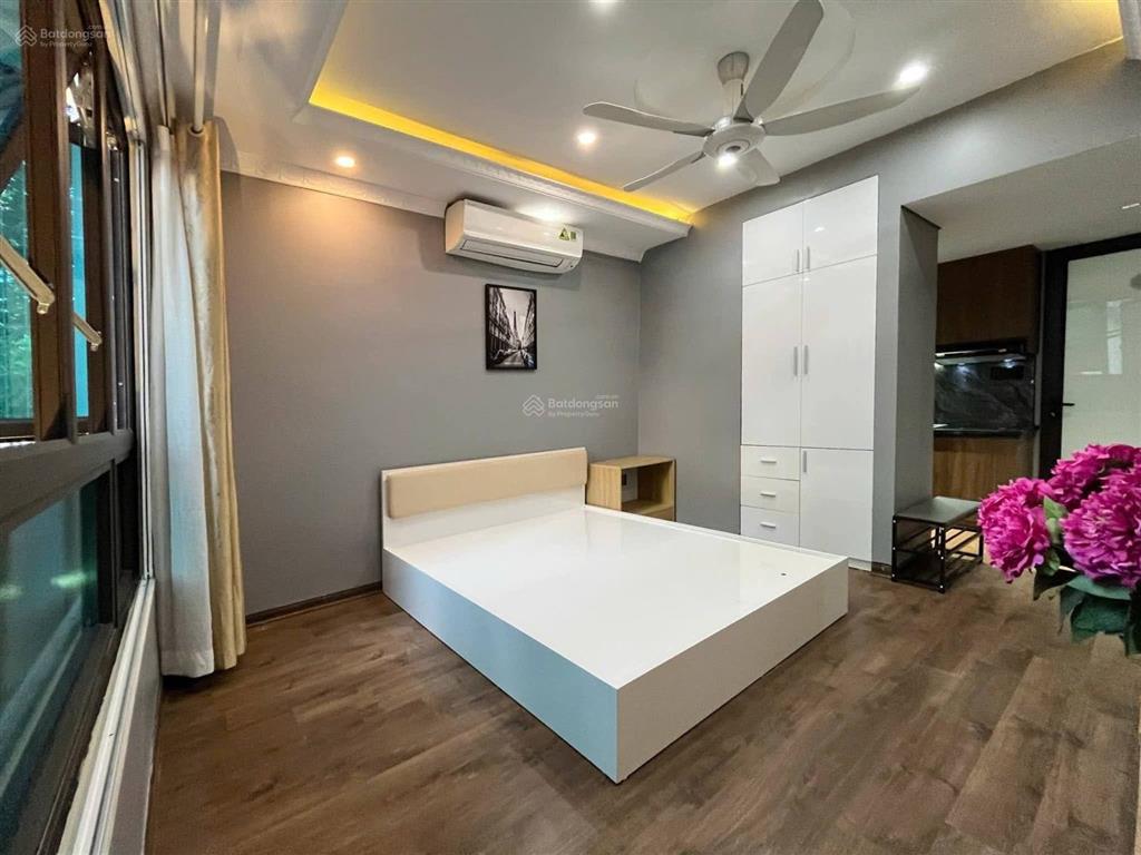 Căn hộ cao cấp bồ đề  nguyễn văn cừ full đồ chỉ 5.5tr