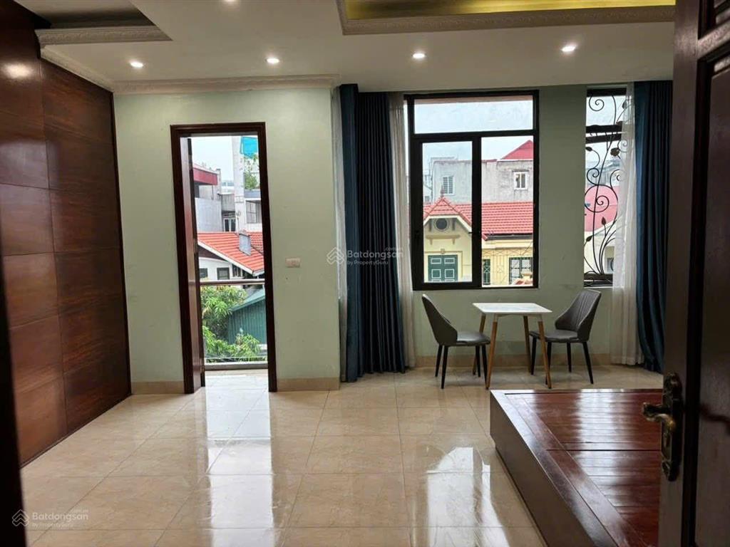 Căn hộ bồ đề  ái mộ chỉ 5,7tr full đồ, ban công thoáng sáng