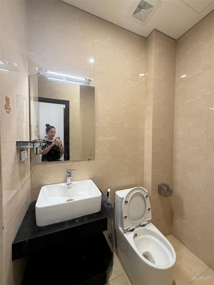 Căn hộ phố trạm  đàm quang trung chỉ 4.6tr, full đồ, 1k1n.