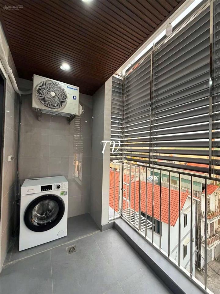 Căn hộ tư đình  bát khối chỉ 5tr, full đồ, ban công thoáng.