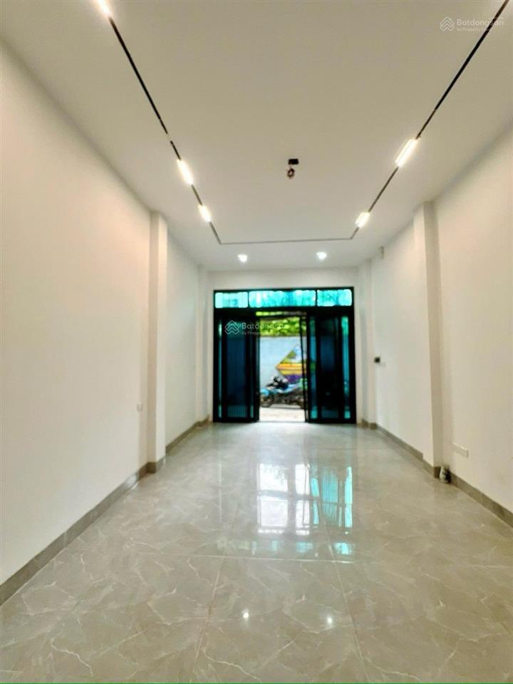 Nhà mới ở luôn khuất duy tiến 55m xây 5 tầng oto vào nhà giá 18,6 tỷ thanh xuân