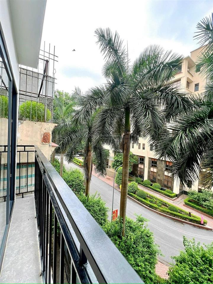 Nhà mới ở luôn khuất duy tiến 55m xây 5 tầng oto vào nhà giá 18,6 tỷ thanh xuân