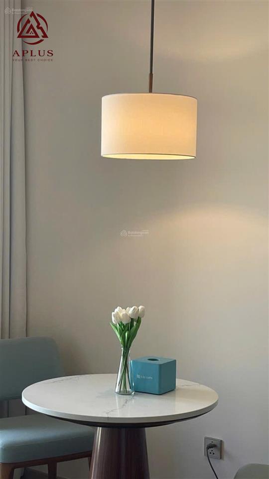 A la carte hạ long căn studio diện tích to ban công đông nam view đảo rều, giá tốt 3,15 tỷ