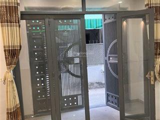 Tân phú  cách 2 căn ra mặt tiền  hoàn công đủ  nở hậu 4m tài lộc