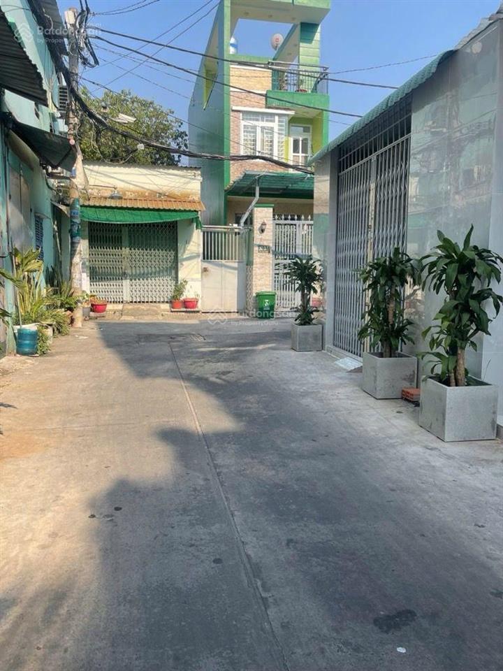 Nhà 2 tầng hẻm xe hơi 5m thông, luỹ bán bích, hoà thạnh, tân phú  76m2