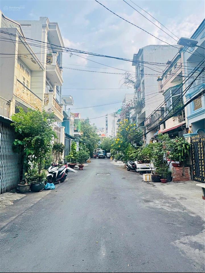 Khu phân lô dân trí lý chiêu hoàng  đường nhựa 8m  nhà trệt lầu 4*16m