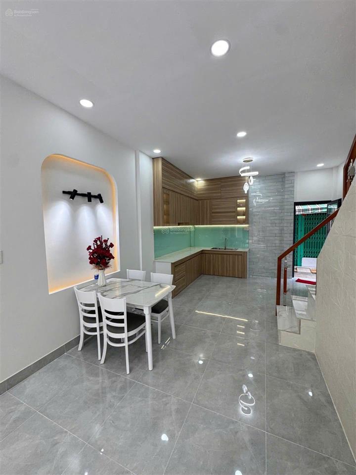 Nhà đẹp ngang 4.3m  3pn  2 mặt hẻm thông thoáng  giá nhỉnh 4 tỷ