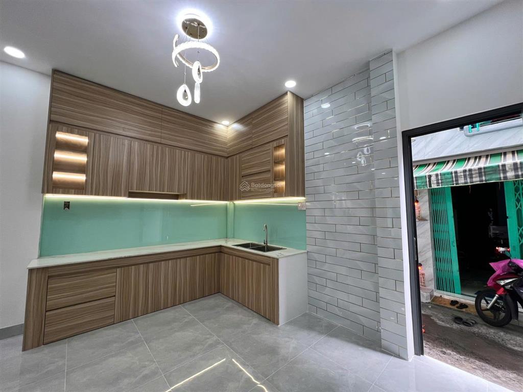 Nhà đẹp ngang 4.3m  3pn  2 mặt hẻm thông thoáng  giá nhỉnh 4 tỷ