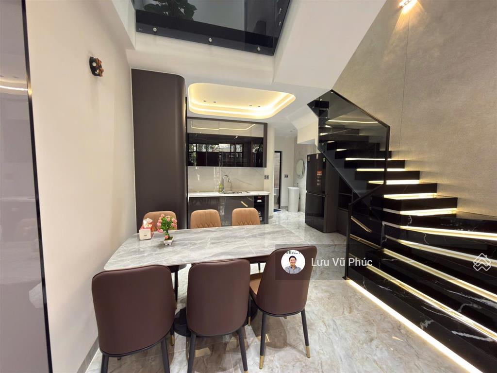 Bán nhà 3 tầng mặt tiền hòa minh 21 gần biển nguyễn tất thành giá 8.35 tỷ