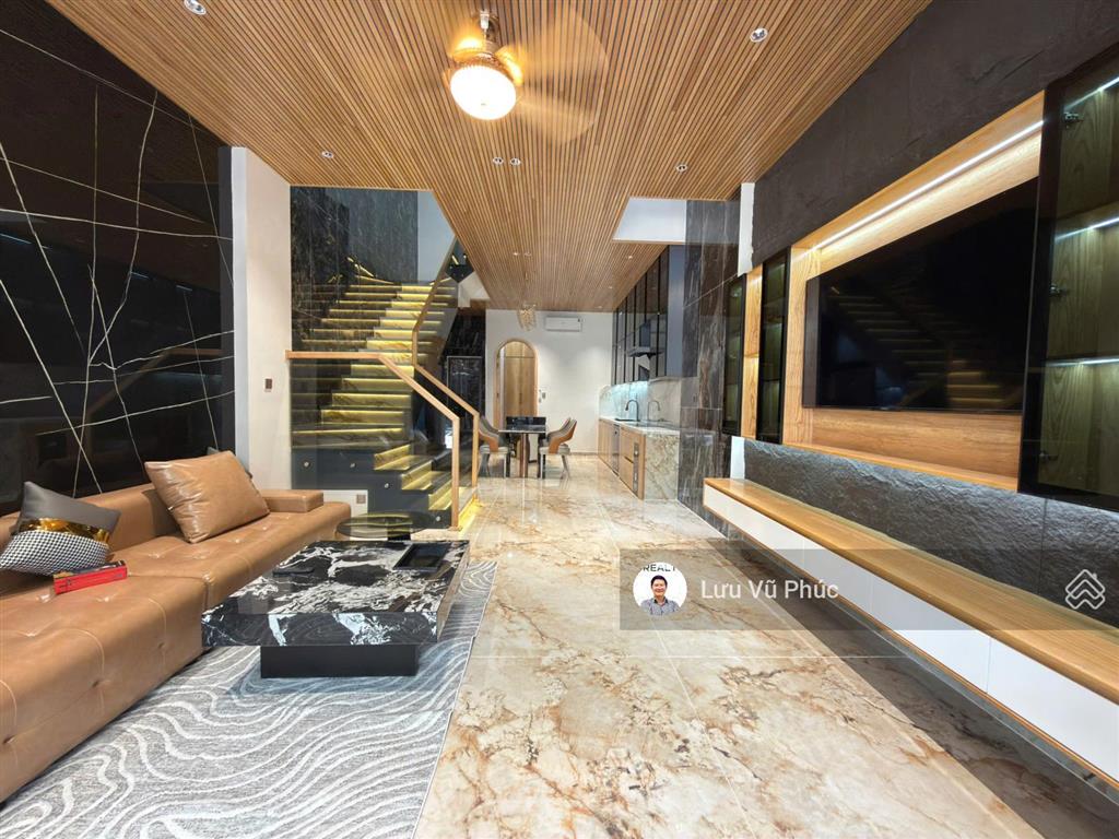 Bán nhà mặt phố tại lê thiệt, 7,6 tỷ, 72m2, 3pn, 3wc, 3 tầng, m.tiền 4.5m