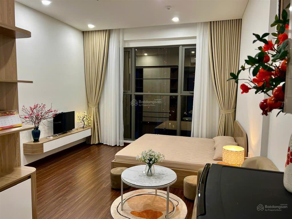 Chủ nhà gửi bán căn hộ studio 31m2 chỉ với 2.05 tỷ tại vinhomes ocean park 1 gia lâm