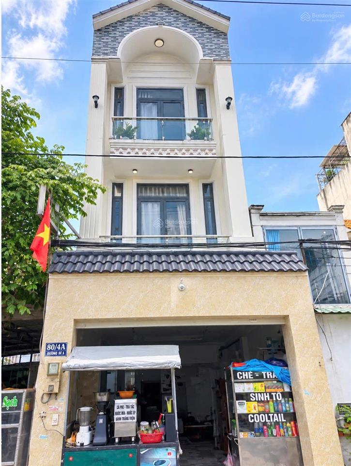 Nhà đẹp shr 4*13m chợ nữ dân công 4pn hẻm 7m thông  0762 717 ***