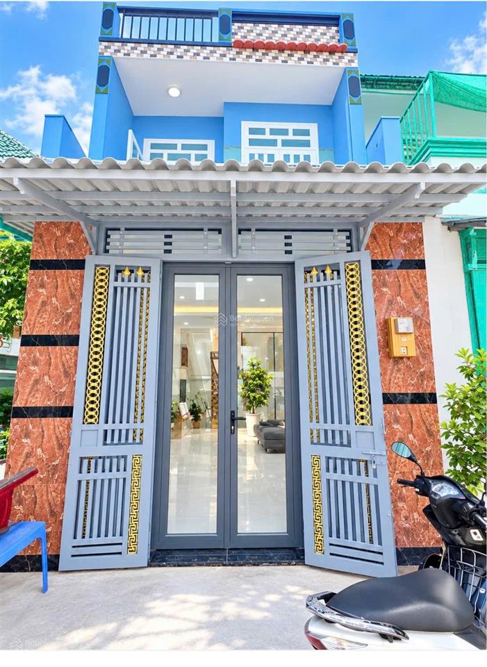 Nhà đẹp shr 4*14m 2/ngắn liên ấp 123 3pn hẻm xe tải  0762 717 ***