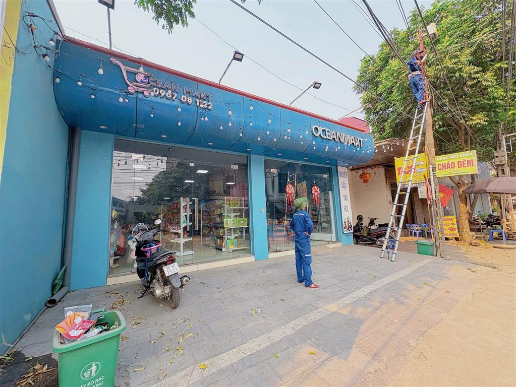CẦN CHO THUÊ MẶT BẰNG RỘNG gần 400m2 NGAY TRUNG TÂM PHỐ KIỂU - QUỐC LỘ 45 NƠI KINH DOANH