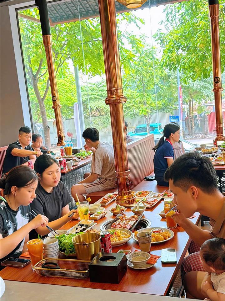 SANG NHƯỢNG NHÀ HÀNG NƯỚNG NGÓI GIA BẢO – CS2 HỒNG TIẾN, HÀ NỘI Có thể tiếp quản và kinh