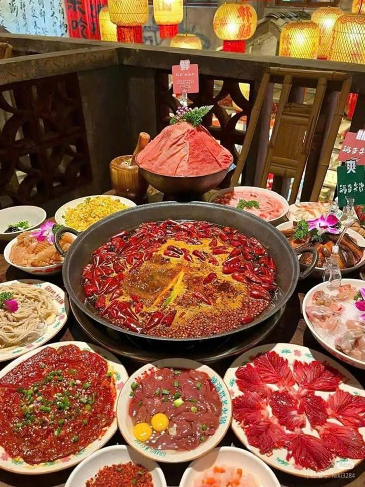 NHÀ HÀNG LẨU TRÙNG KHÁNH GẤU TRÚC 68 – TÌM ĐỐI TÁC ĐỒNG HÀNH Tầng 1 TTTM Vạn Hải Lý, khu
