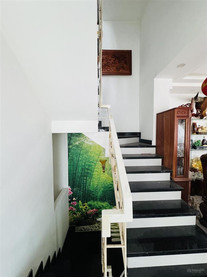 Căn góc nguyễn văn lượng p17 gv 8x11m 5 lẩu thang máy 7pn, 8wc hẻm 1 trục xe tải lớn giá 14.5 tỷ tl