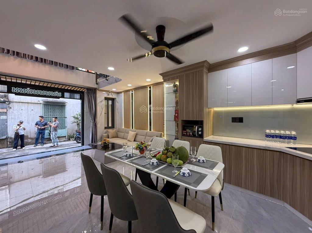 Hạ 1 tỷ nhà mới đẹp thang máy hxh nguyễn oanh p17 gv 5.8*8.5 kết cấu 5 tầng thang máy giá 8.8 tỷ
