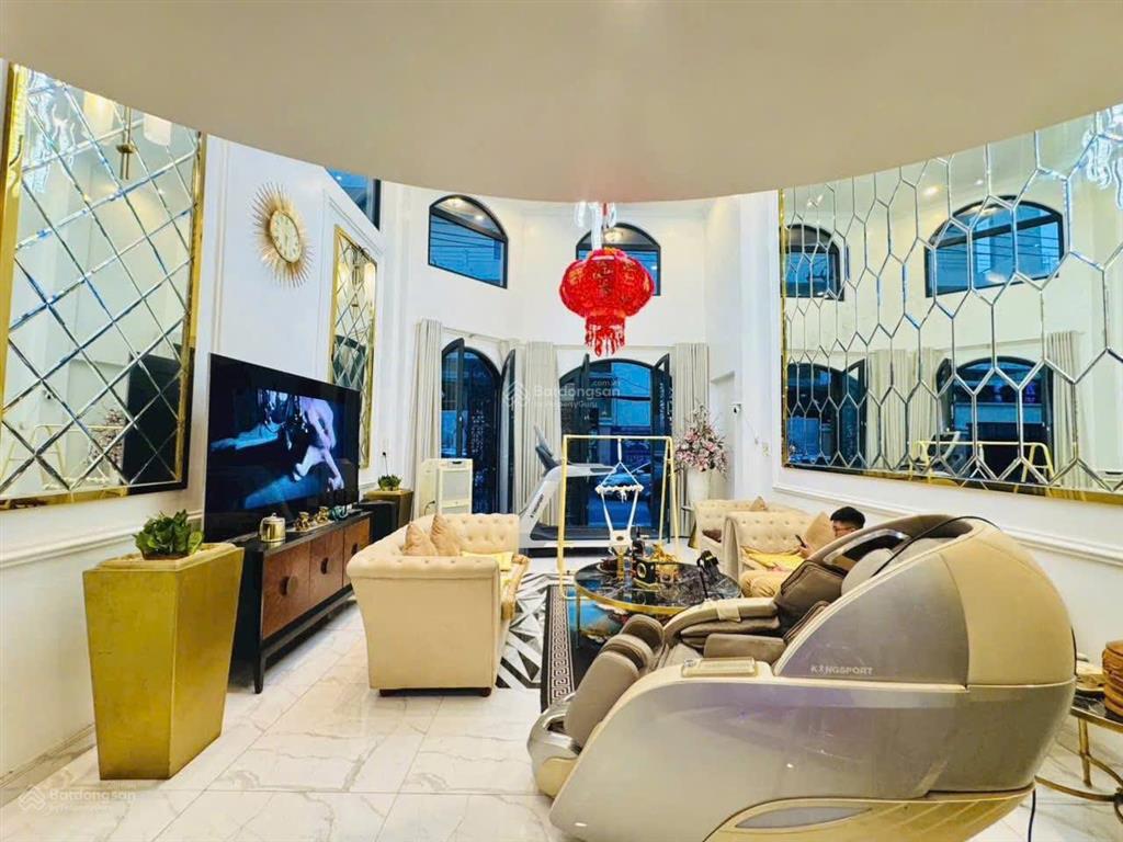 Bán đi nước ngoài nhà đẹp thang máy quang trung p10 dt 5x18m 6 lau hẻm 12m sau căn mặt tiền 20.5 tỷ
