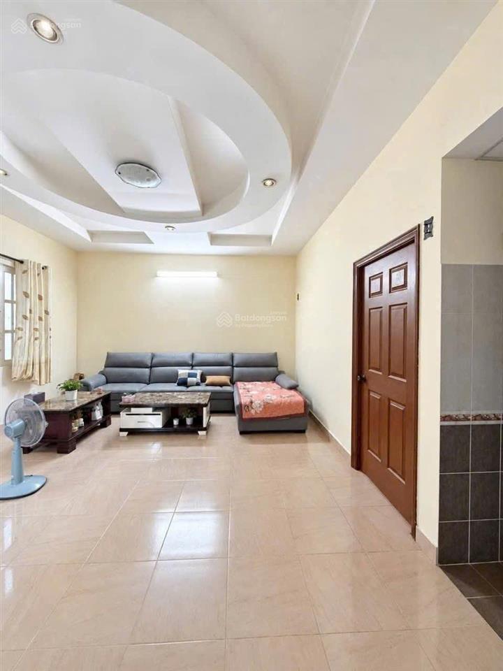 Hạ 3 tỷ bán căn mặt tiền lê thị hồng p gò vấp 7x21 kết cấu4 tầng đct 50tr/th giá bán 23 tỷ tl