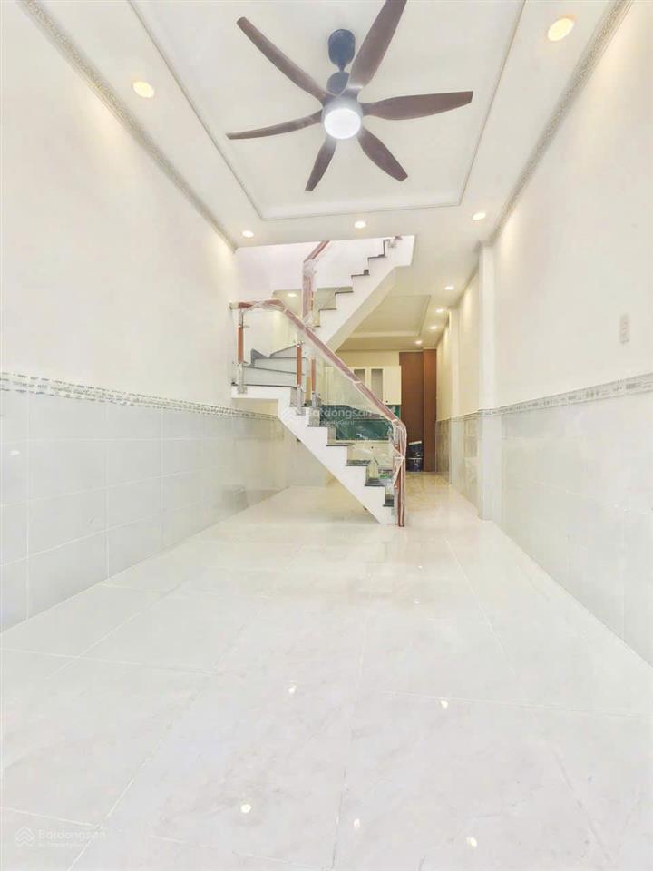 Cô chú cần bán nhà trước tết gần aeon tân phúdt 30m23ty6shrhẻm 4m, hẻm 1 xẹt, còn bớt lộc