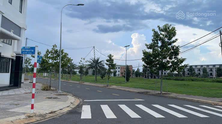 Đất kdc long thành đón sóng đồng nai trực thuộc trung ương giá chỉ 12triệu/m2  shr