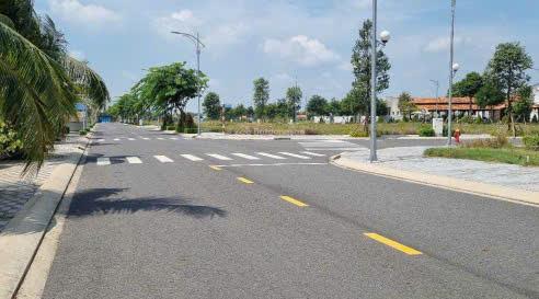 Đất kdc long thành đón sóng đồng nai trực thuộc trung ương giá chỉ 12 triệu/m2  shr