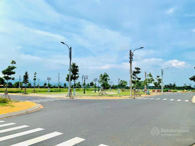 Bán đất nền cách sân bay quốc tế long thành 5km  giá 12 triệu/m²  100m² full thổ cư  sổ sẵn