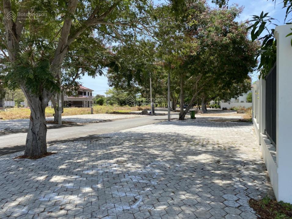 Bán đất mặt tiền 30m lương văn nho  sát vinhomes paradise  28 triệu/m2  100m2 siêu hot  shr