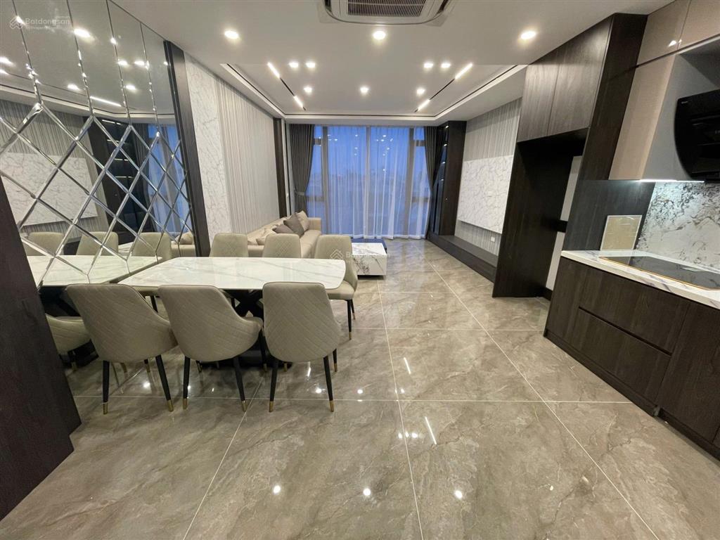 Bán nhà 7 tầng phường long biên  kinh doanh  gần aeon mall và cầu vĩnh tuy