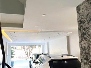Bán nhà trung tâm phường long biên  gara  thang máy  mt rộng