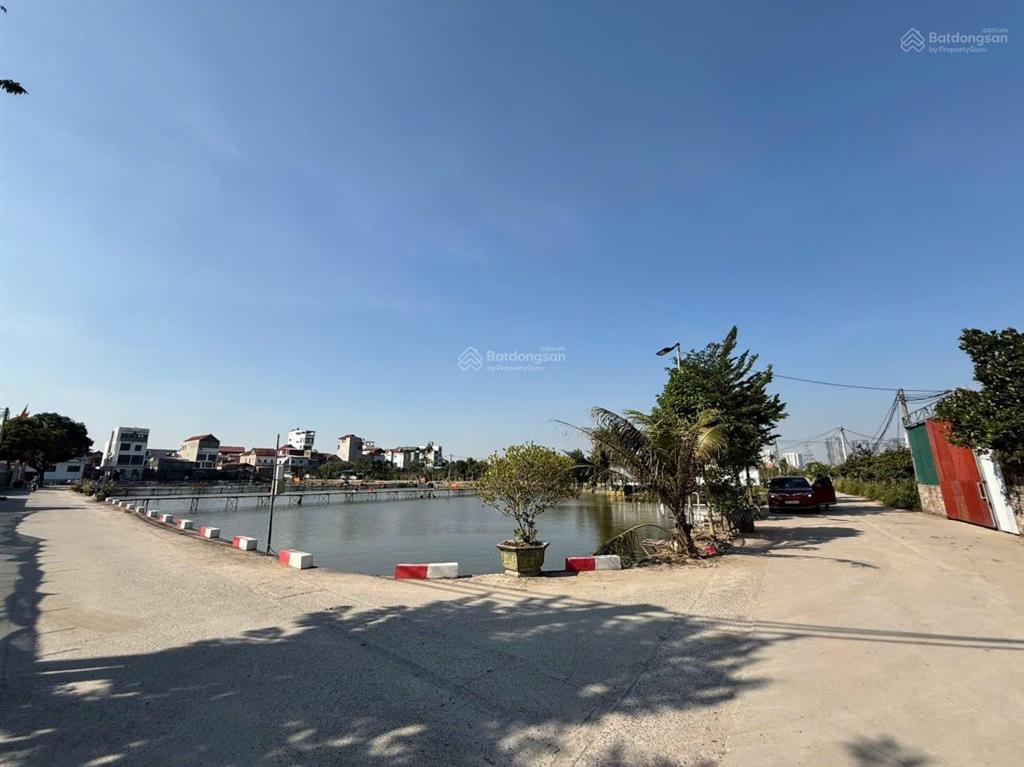 Bán 100m2 đất lại ốc view hồ gần trường đại học mở hà nội. gần khu đô thị ecopark