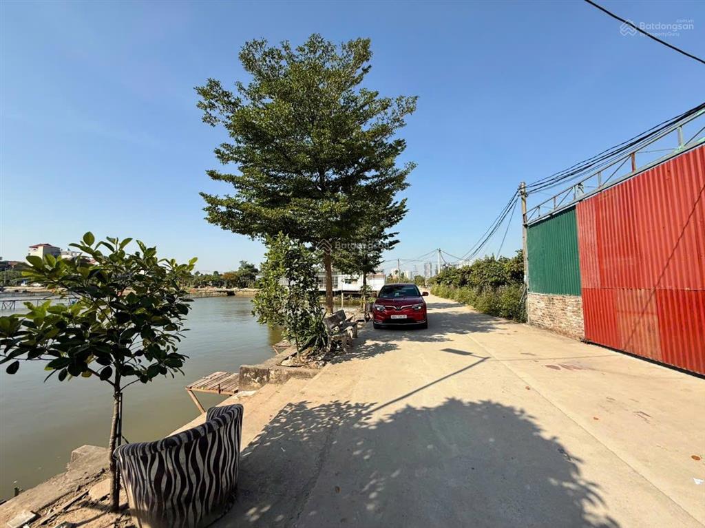 Bán 100m2 đất lại ốc view hồ gần trường đại học mở hà nội. gần khu đô thị ecopark
