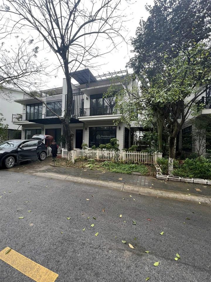 Biệt thự song lập view công viên