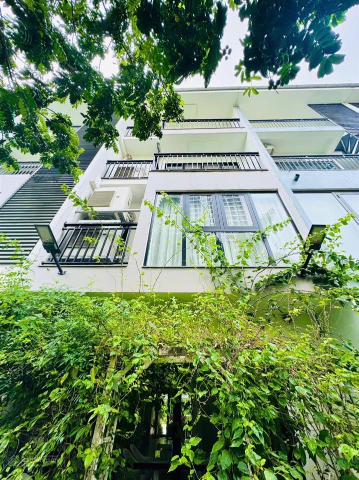 Bán gấp nhà phố 2 mặt tiền khu thung lũng mùa xuân ecopark