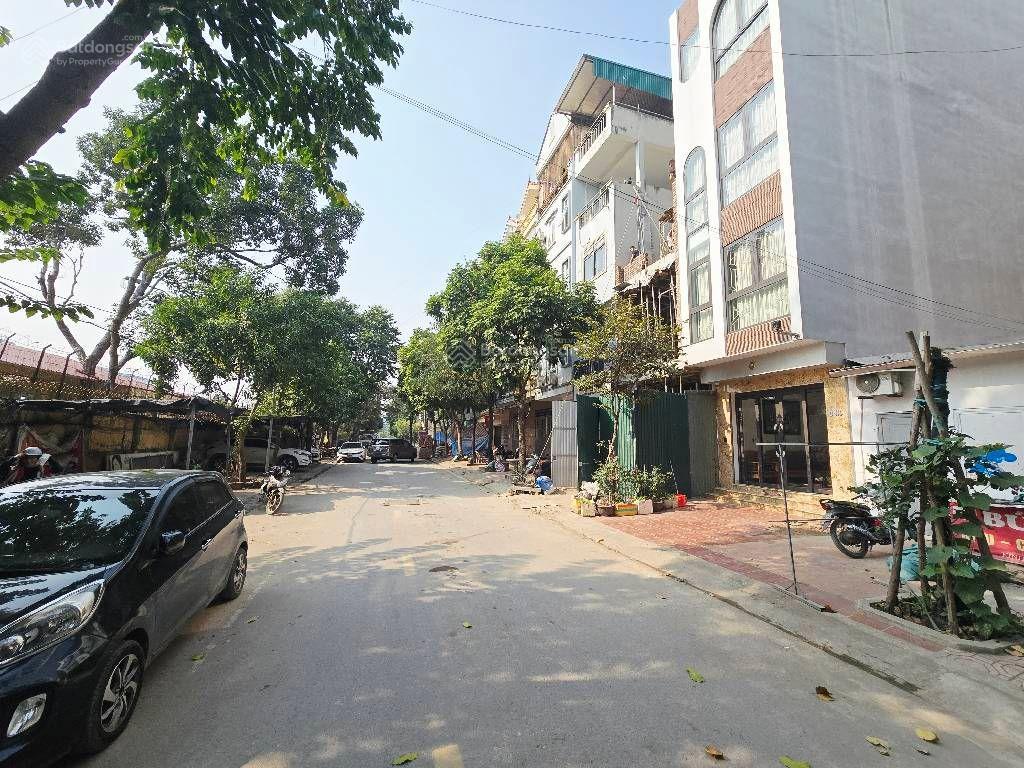 Bán đất phố kiều mai 45m giá hơn 12 tỉ, 2 mặt đường vỉa hè ô tô tránh kinh doanh,phú diễn từ liêm