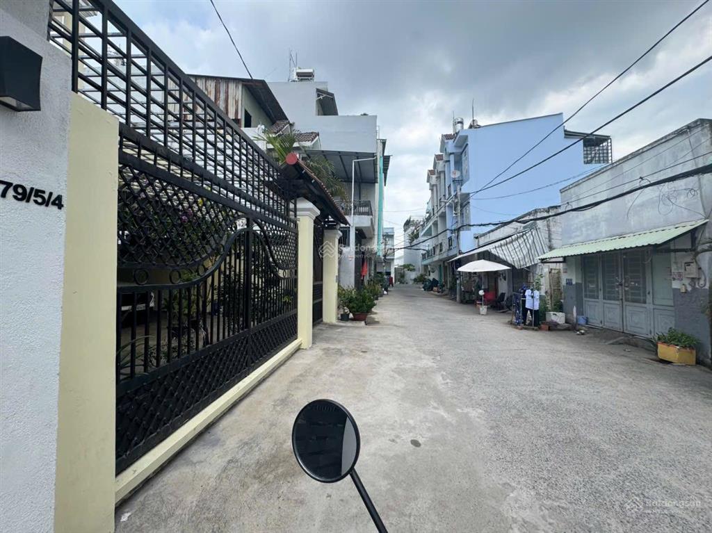 Bán dãy trọ 5 phòng sẵn thu nhập  1368 phước kiển  đường 6m  khu dân cư hiện hữu  kdc gia long