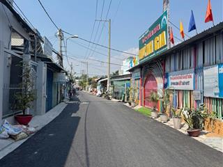 Giảm sâu còn  2tỷ990  đất lô góc 139,7m2 xe hơi tới nơi lê văn lương, nhà bè