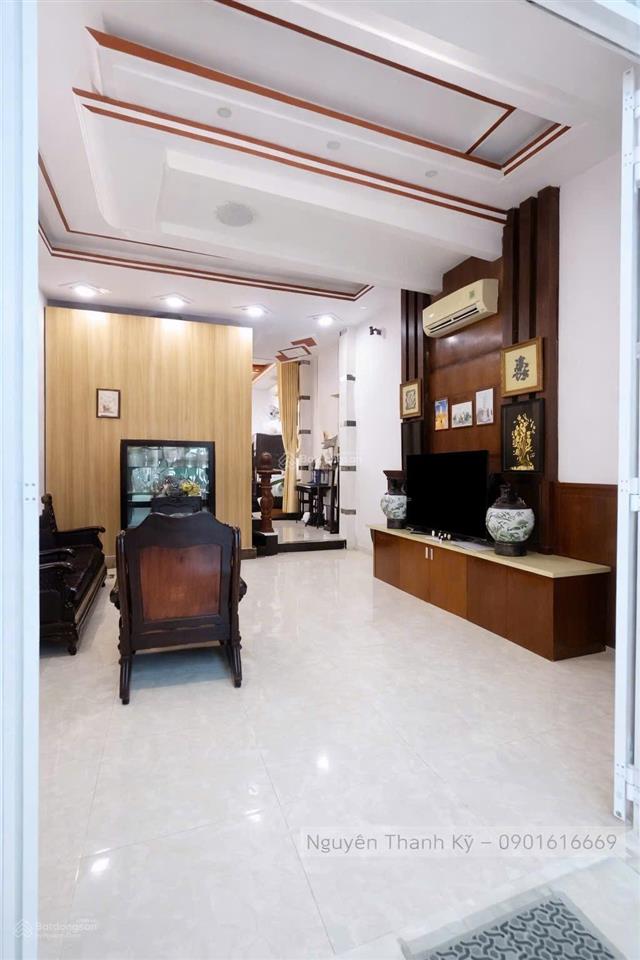 Chủ thiện chí bán giảm 200tr  giá mới 7tỷ580  bán nhà 4 tấm 95,7m2  1979