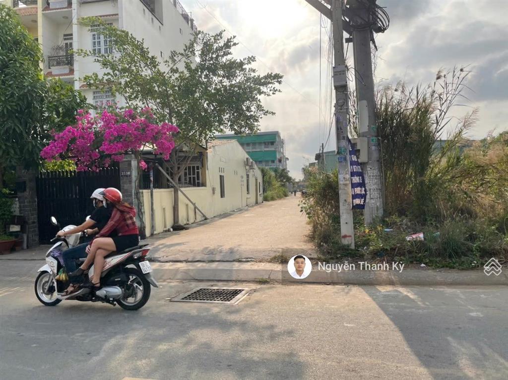 Bán đất mặt tiền đào sư tích nhà bè  148m  góc 2 mặt tiền  gần 3 trường đh