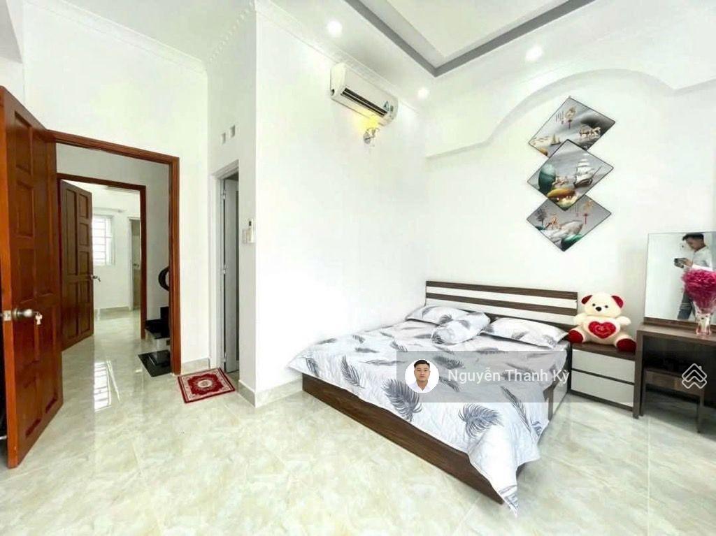 Nhà 4 tấm full nội thất hẻm xe hơi sát phú mỹ hưng  50m ra trục chính  5.5t